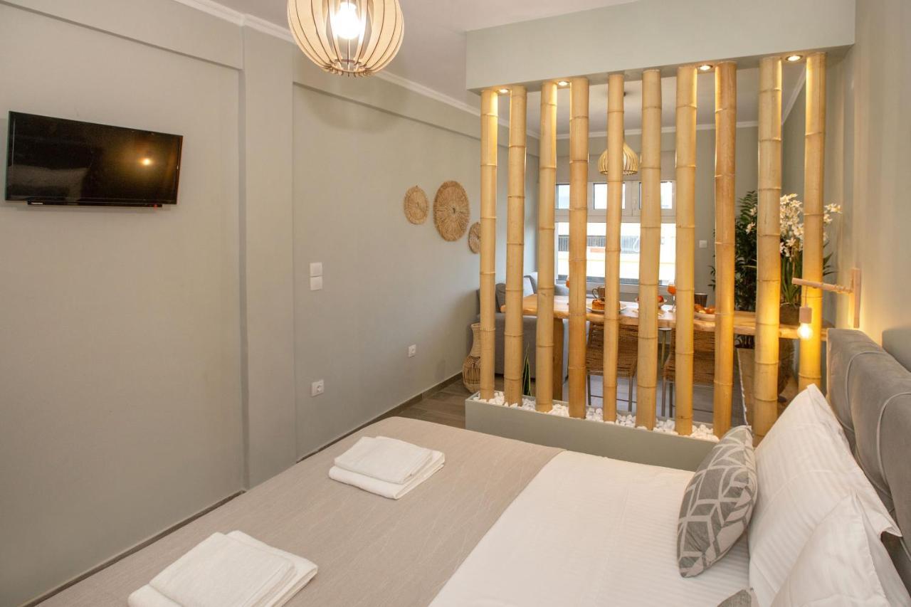 Waikiki In The Center By Ghh Athens